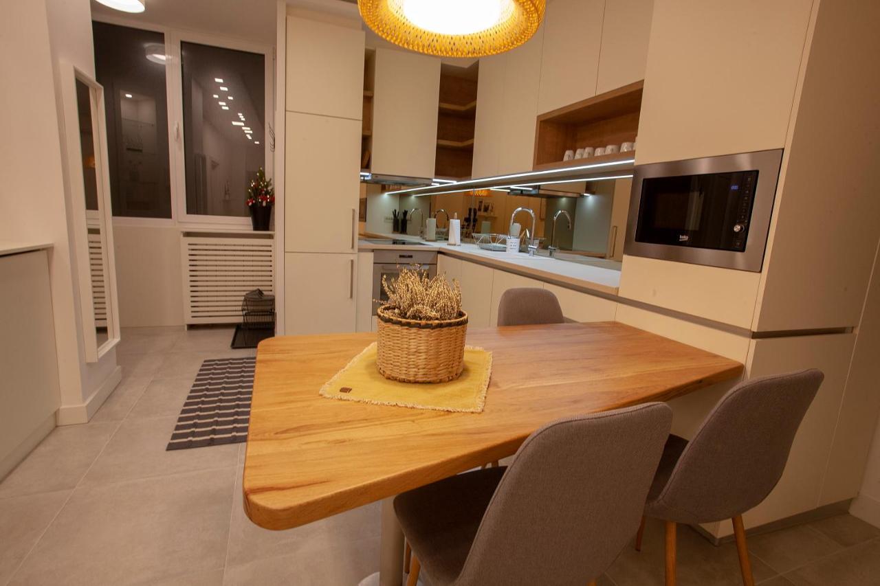 Beststay Apartment No 9 Pedestrian Zone Belgrado Exterior foto